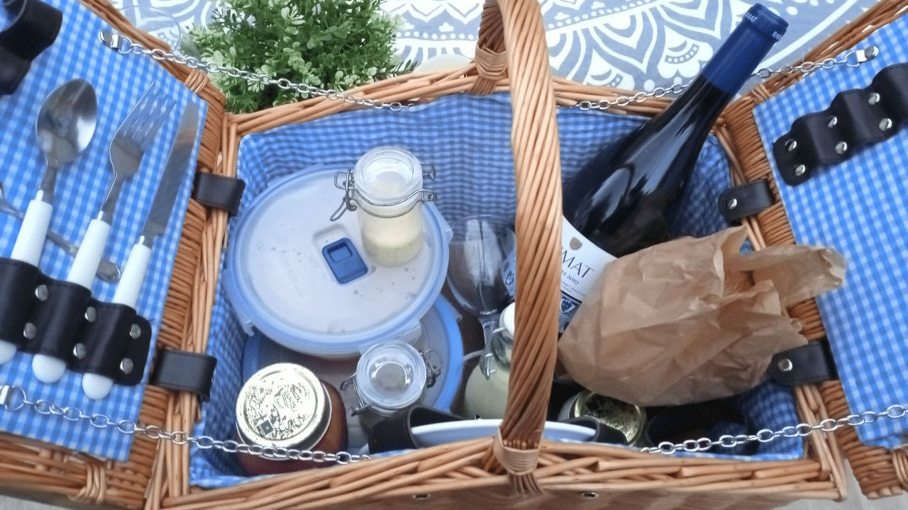 picnic basket at Nomading Camp